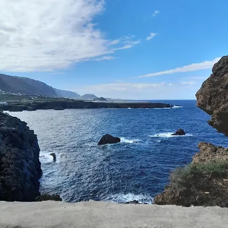 Monis Rooms,apartment Holidays Green Tenerife Playa San Marcos Icod De Los Vinos